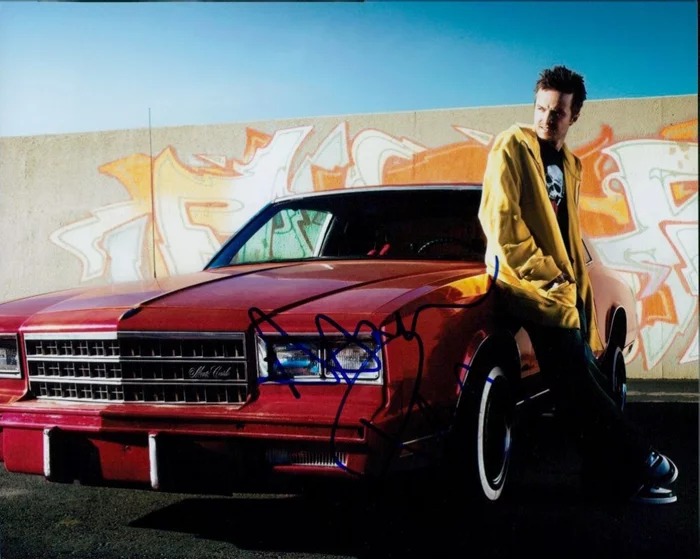 Aaron Paul autograph