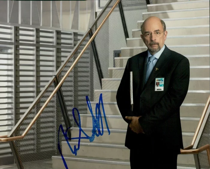 Richard Schiff autograph