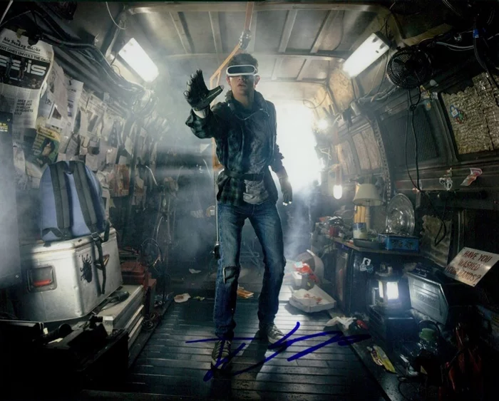 Tye Sheridan autograph