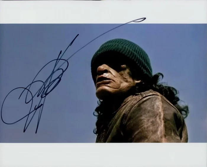Kevin Spirtas autograph