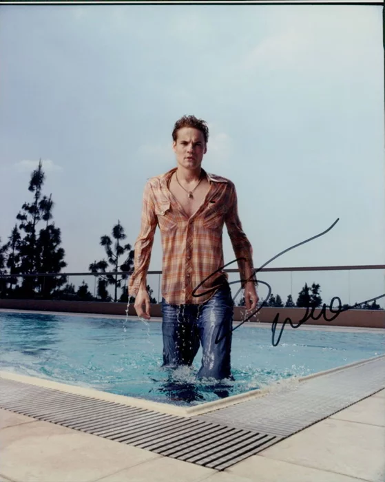 Shane West autograph