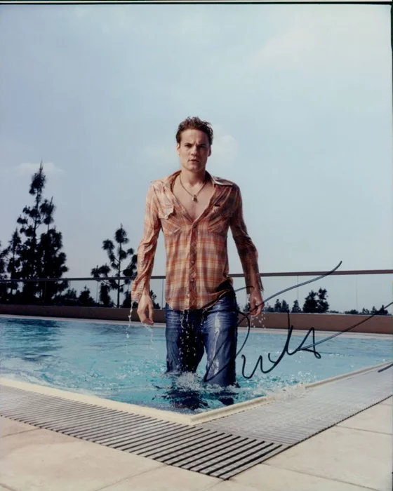 Shane West autograph