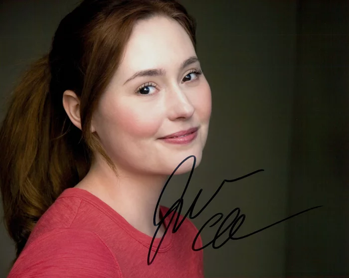 Jillian Clare autograph