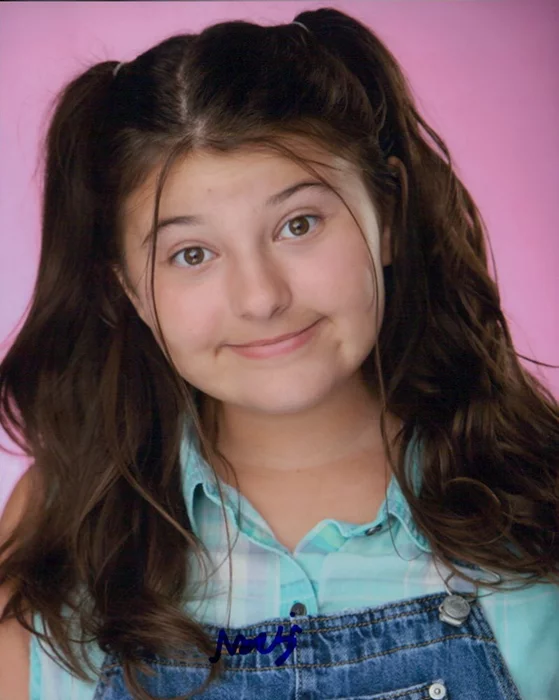 Mackenzie Hancsicsak autograph