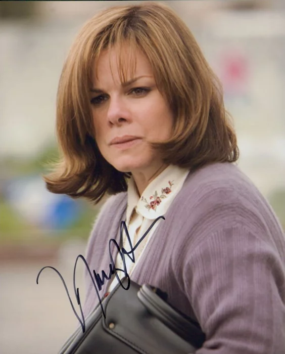Marcia Gay Harden autograph