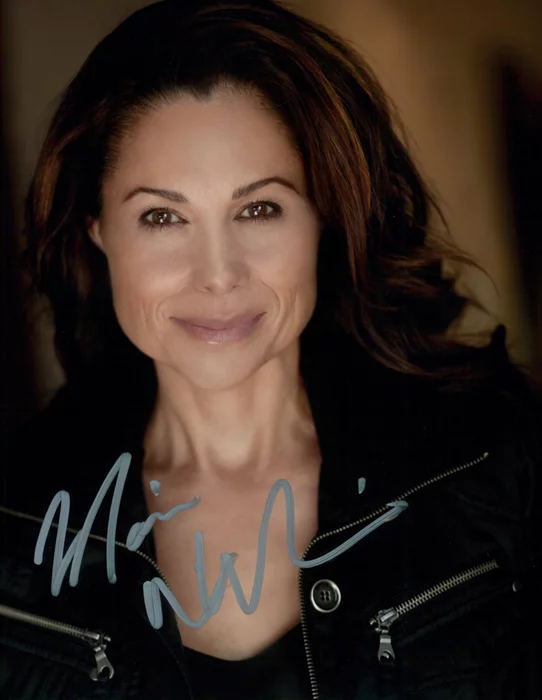 Marie Wilson autograph