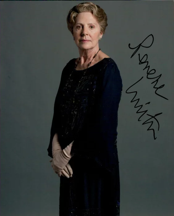 Penelope Wilton autograph