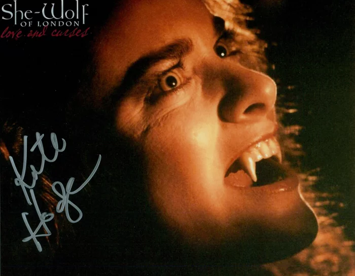 Kate Hodge autograph