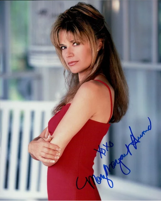 Mary-Margaret Humes autograph