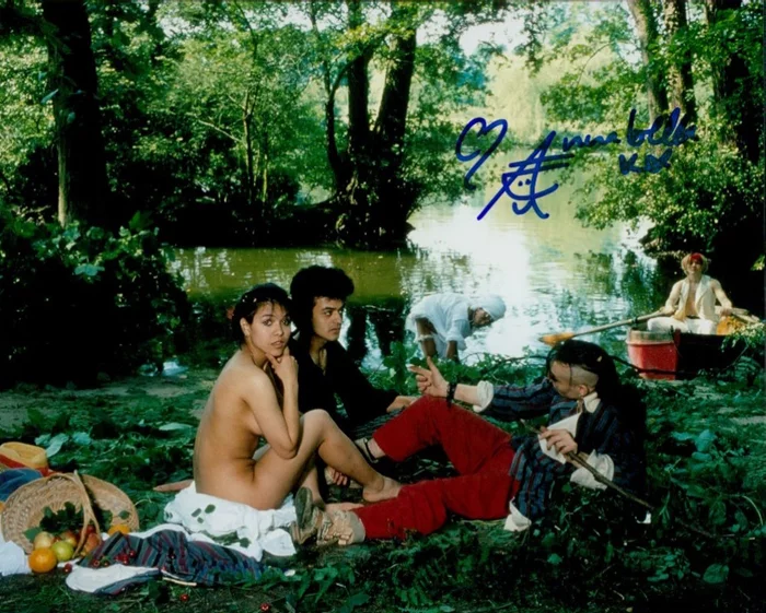 Annabella Lwin autograph