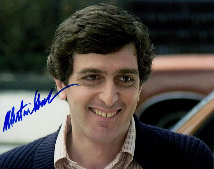 Martin Shakar autograph