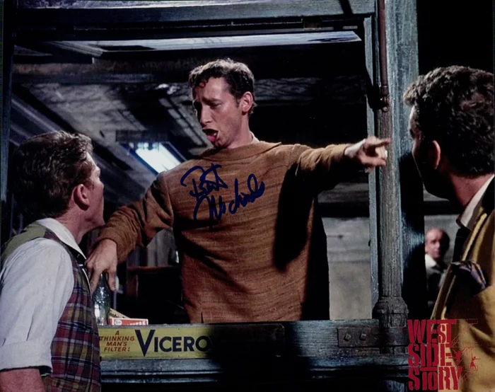 Bert Michaels autograph