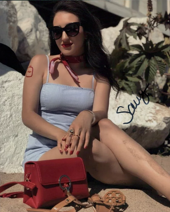 Savannah Garza autograph