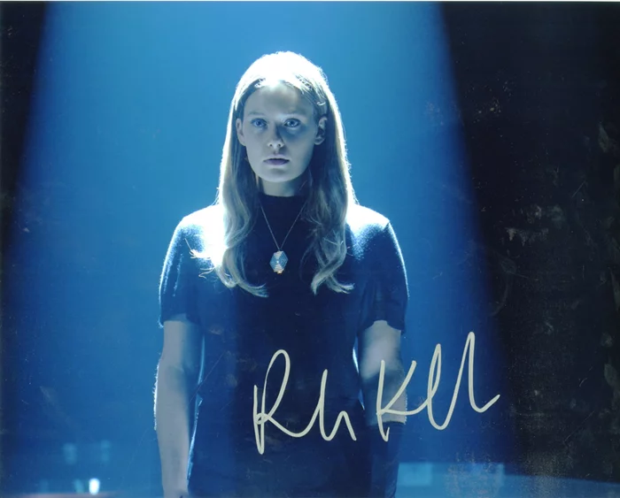Rachel Keller autograph