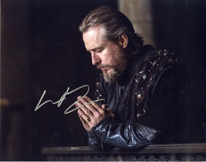 Linus Roache autograph