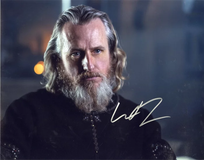 Linus Roache autograph
