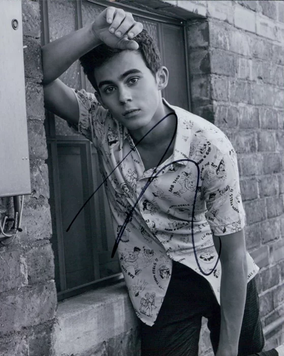 Tyler Alvarez autograph