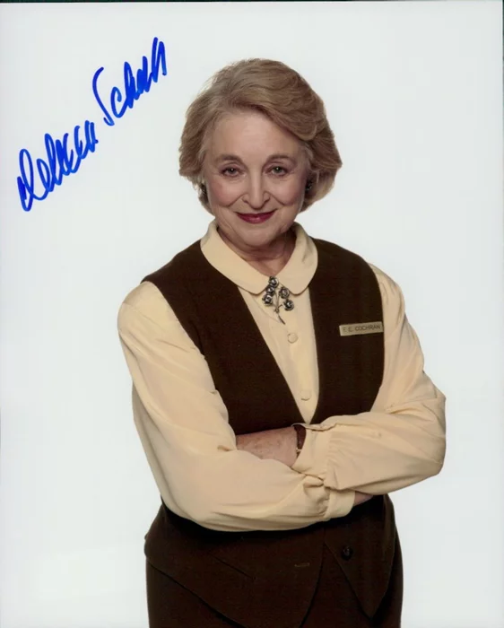 Rebecca Schull autograph