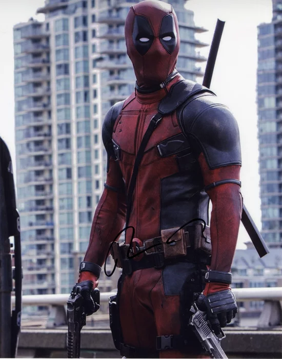 Ryan Reynolds autograph