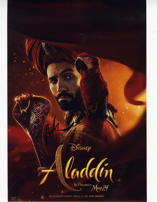 Marwan Kenzari autograph