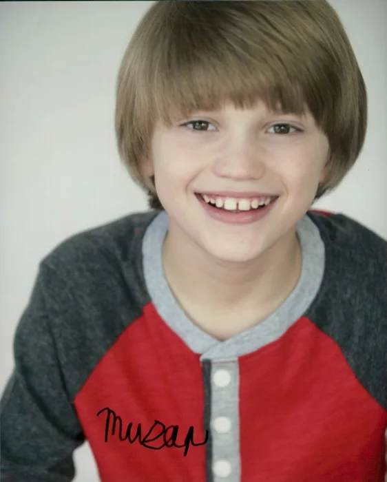 Mason McNulty autograph