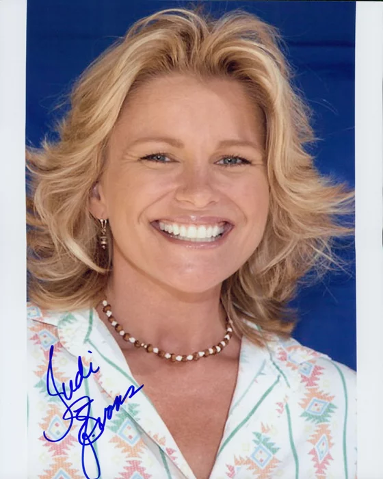Judi Evans autograph