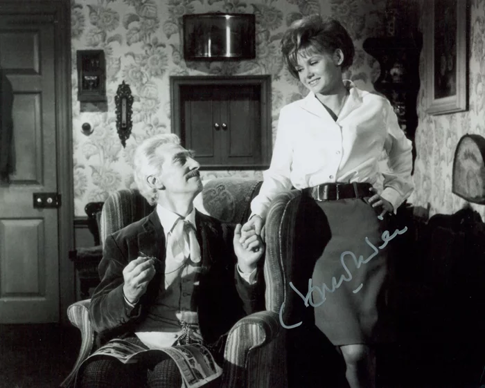 Jennie Linden autograph