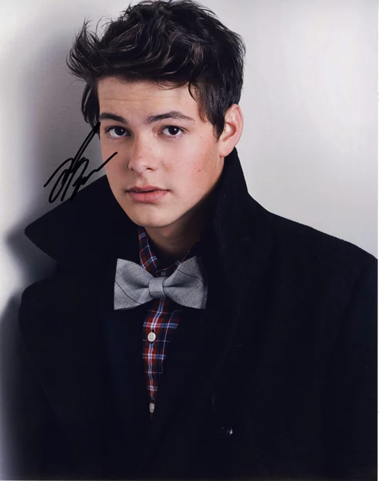 Israel Broussard autograph