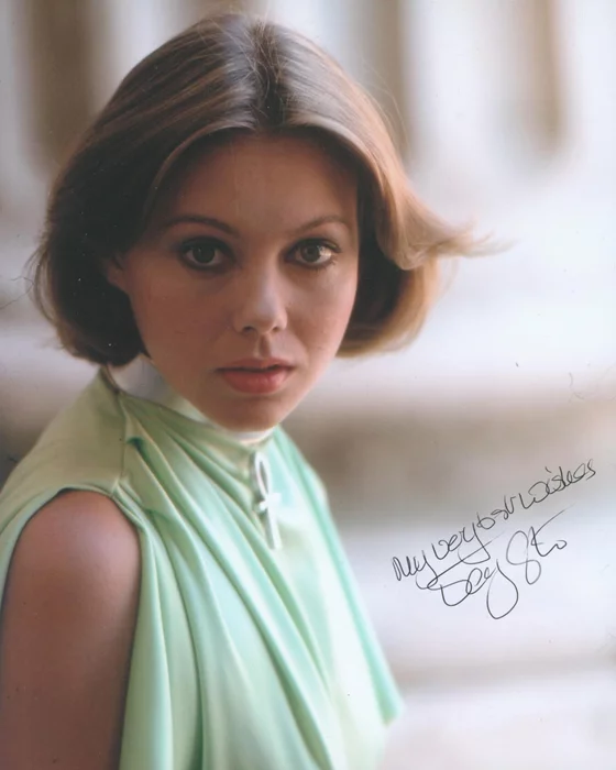 Jenny Agutter autograph