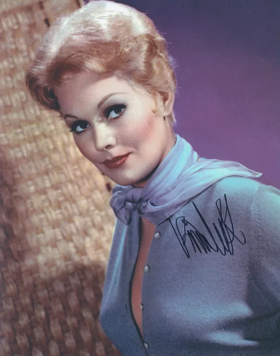 Kim Novak autograph