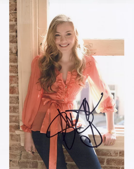 Skyler Samuels autograph