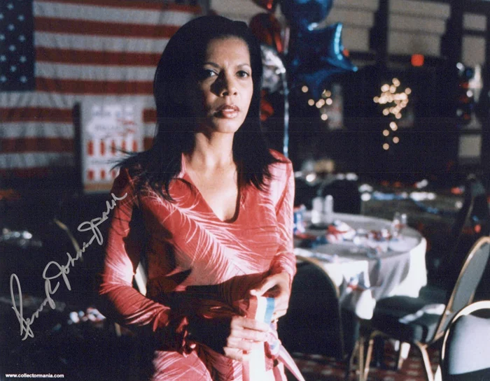Penny Johnson autograph