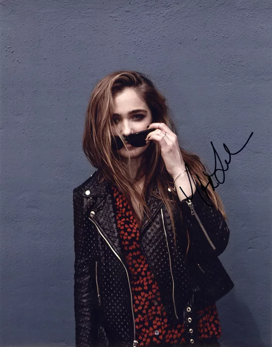 Haley Lu Richardson autograph