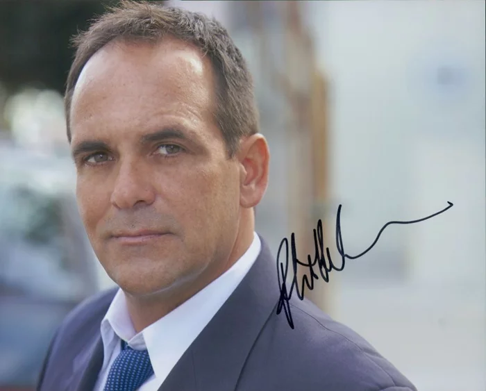 Robert Rusler autograph