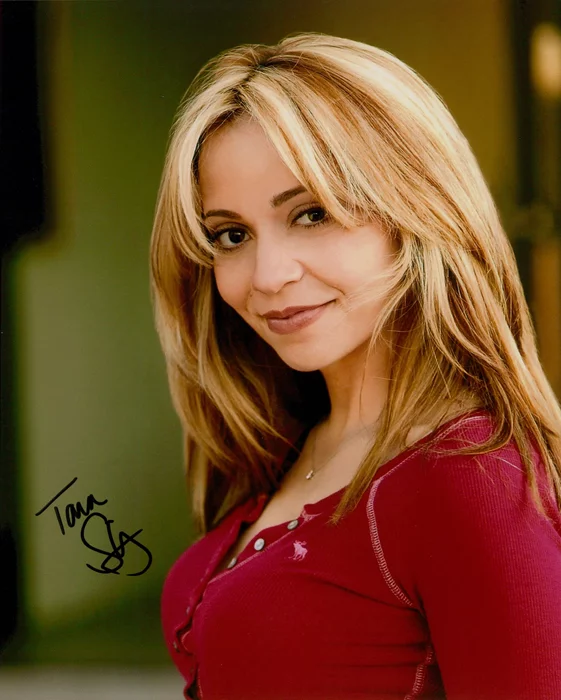 Tara Strong autograph