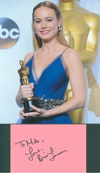 Brie Larson autograph