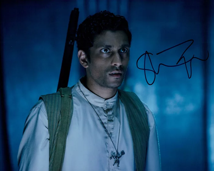 Shane Zaza autograph