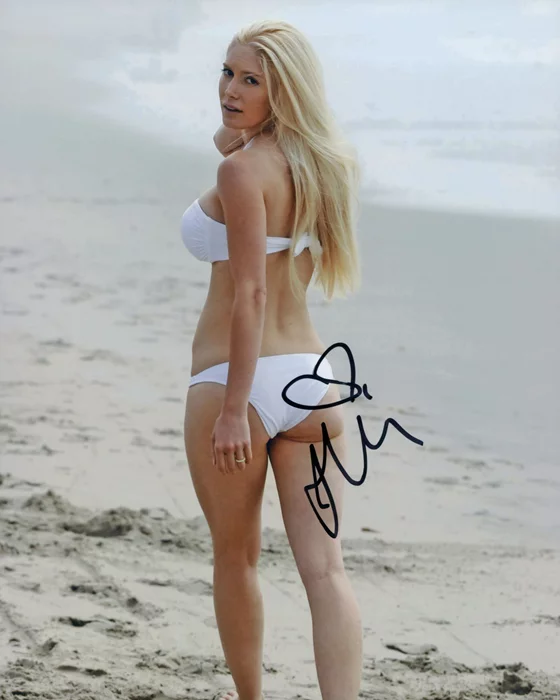 Heidi Montag autograph