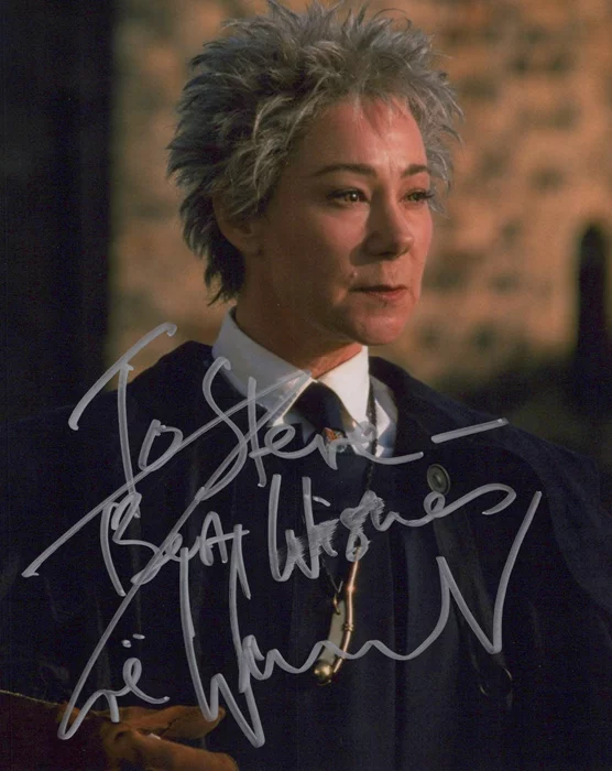 Zoe Wanamaker autograph