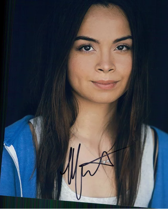 Montana Roesch autograph