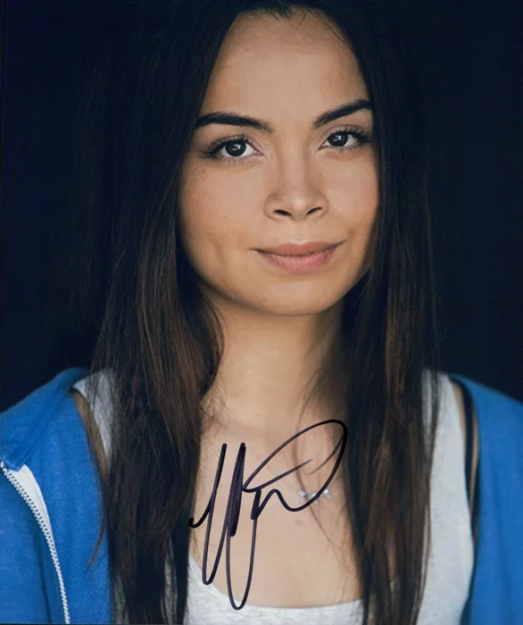 Montana Roesch autograph