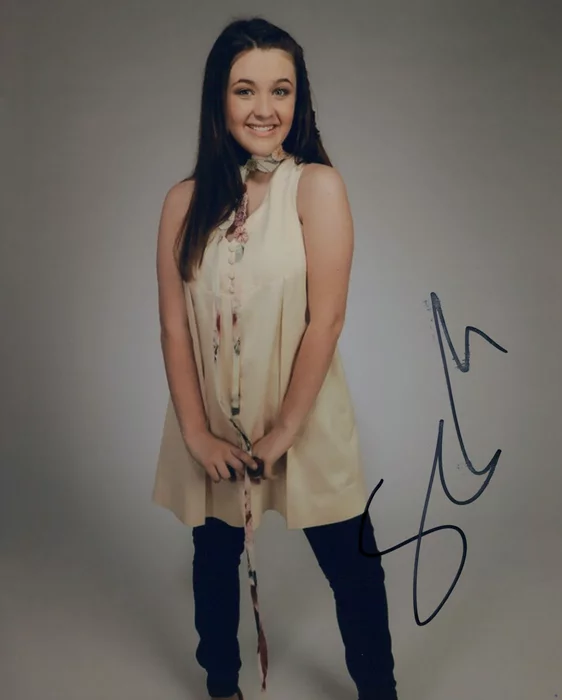 Savannah Stehlin autograph