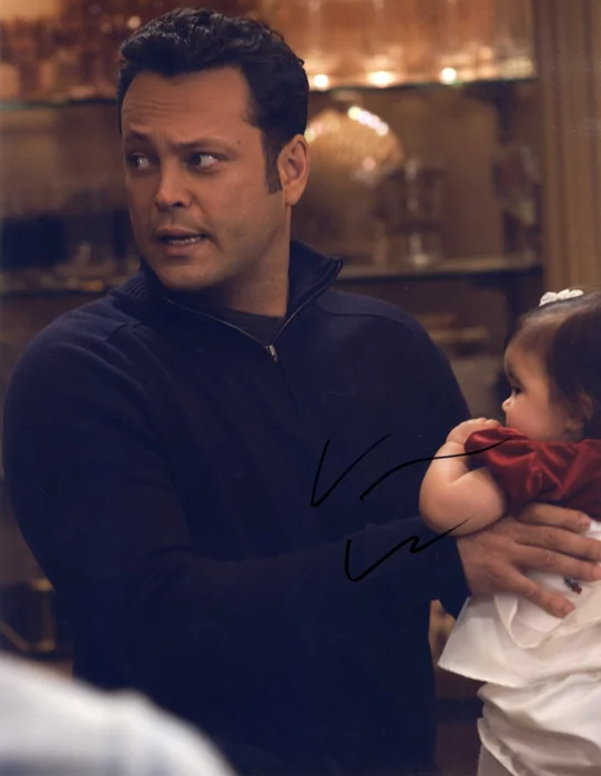 Vince Vaughn autograph
