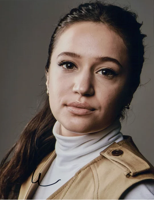 Gideon Adlon autograph