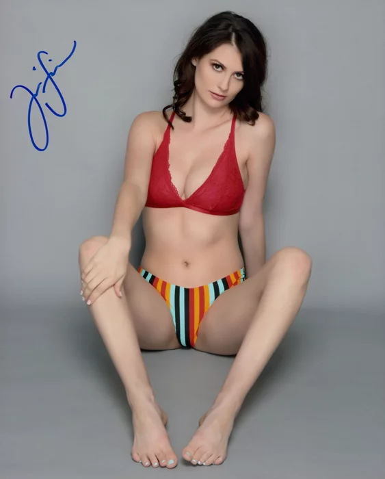 Jessi Fierce autograph