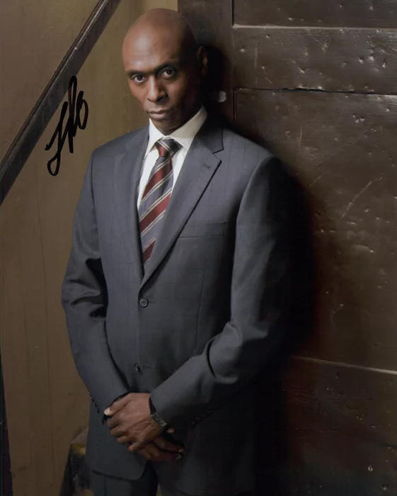 Lance Reddick autograph