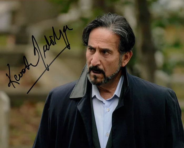 Kevork Malikyan autograph