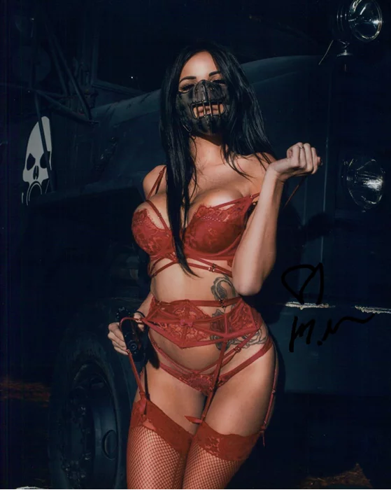 Michelle Martin autograph