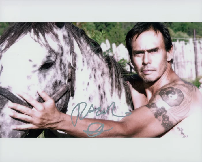 Raoul Trujillo autograph