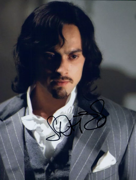 Stuart Townsend autograph